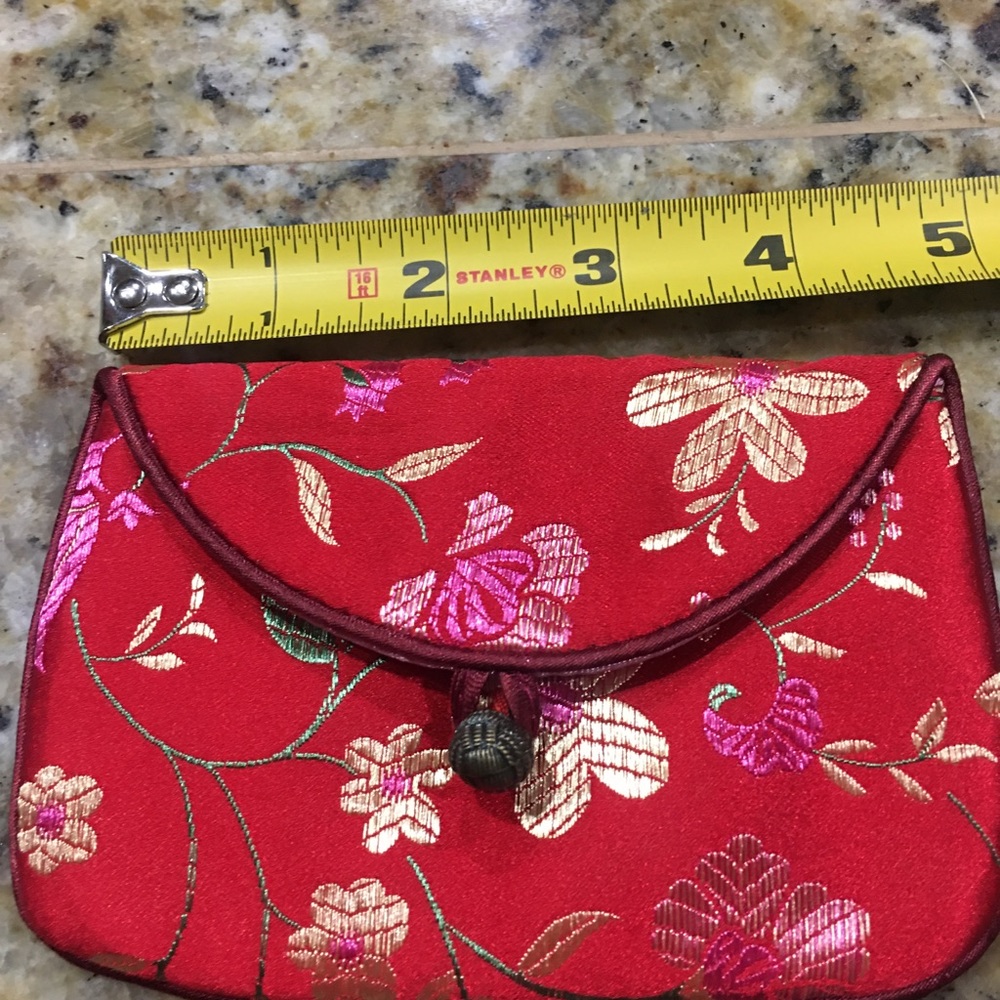 Little coin-credit card-lipstick pouch